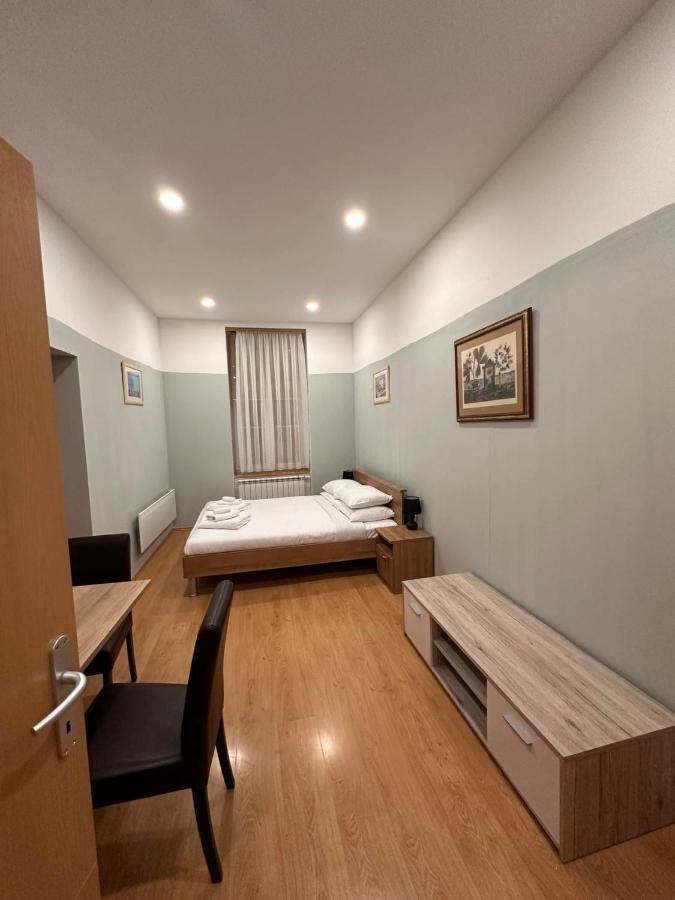 Rooms Gollner Загреб Экстерьер фото