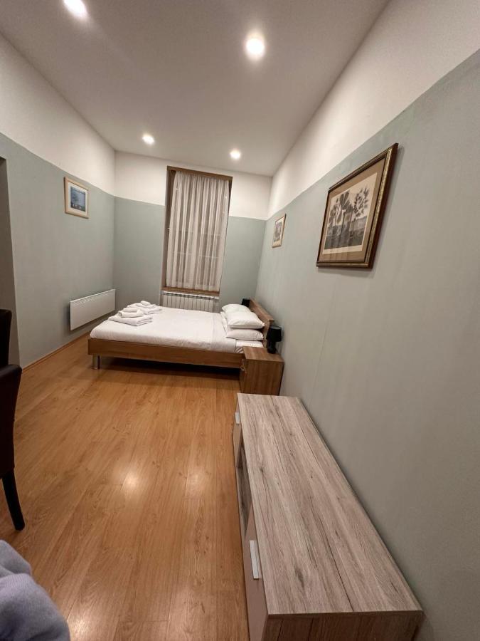 Rooms Gollner Загреб Экстерьер фото